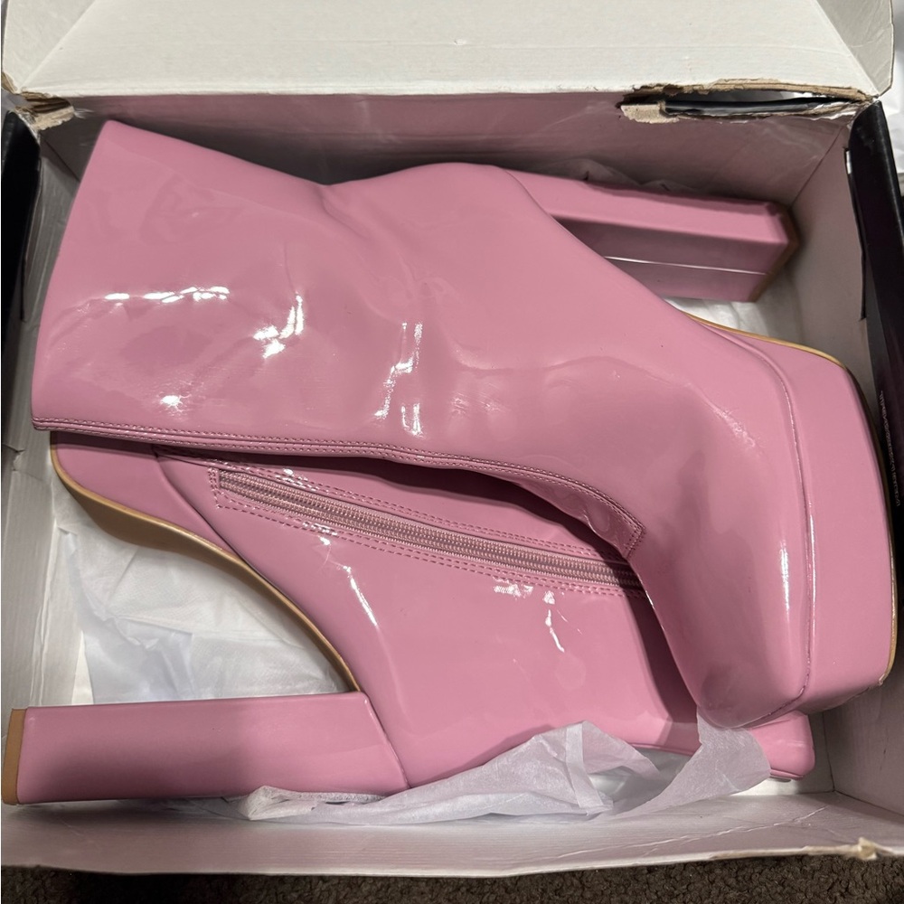 Fashion Nova Glossy Pink Platform Ankle Boots